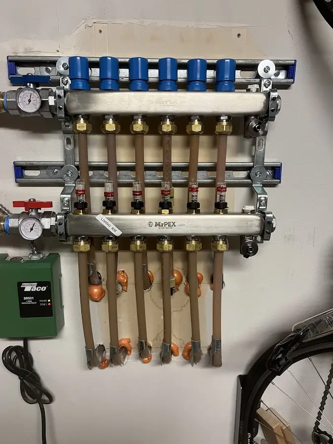 Plumber performing Sink Repair at a residential property in Quartz Hill